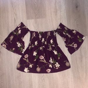 Francesca’s | Off Shoulder Top